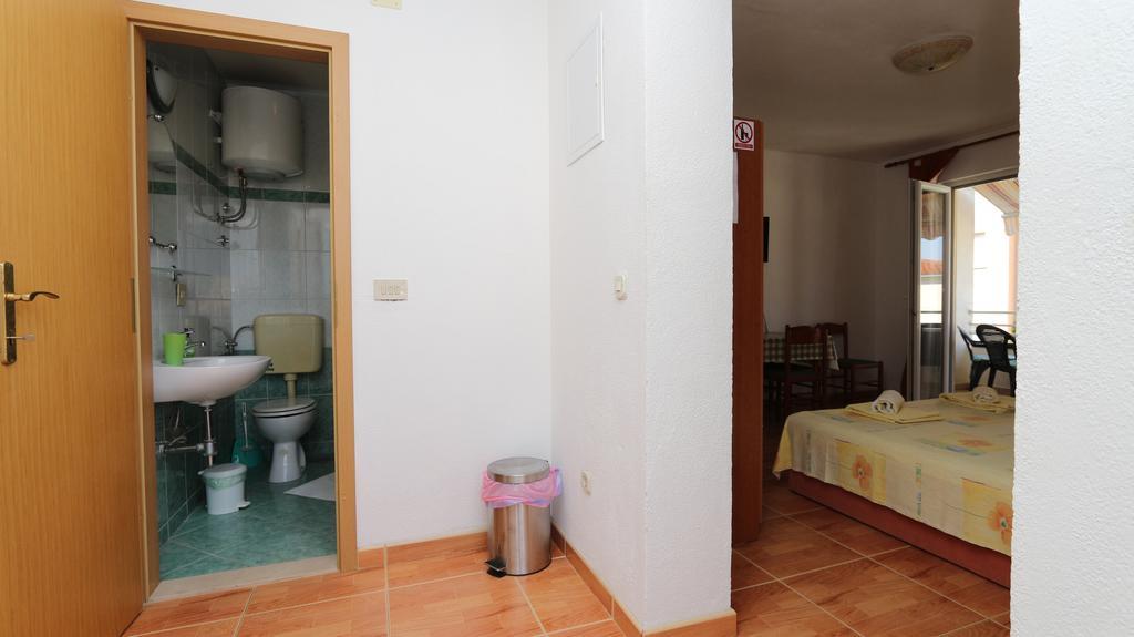 Apartments Antoneta Makarska Dış mekan fotoğraf